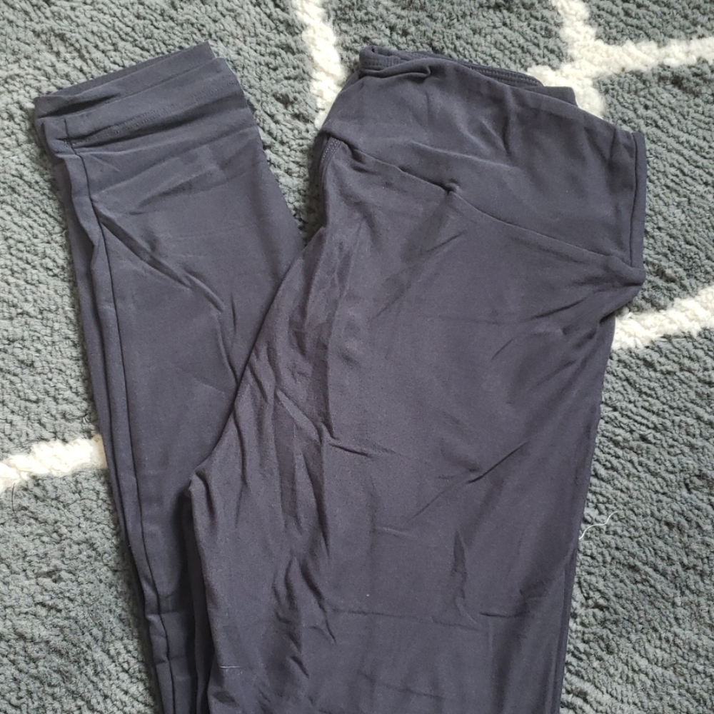 Solid grey LLR leggings